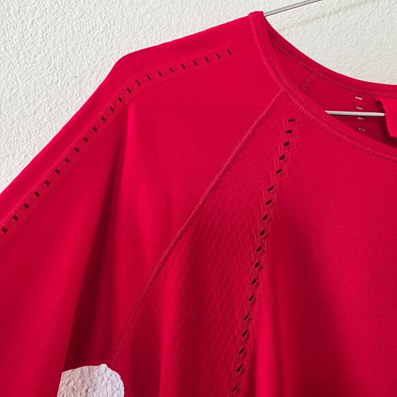 Athleta Long Sleeve Perforated Activewear Top Womens Large Red Nylon Workout - Picture 4 of 7